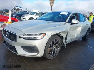 2020 Volvo S60 Momentum with VIN 7JR102FK0LG049205, listed as a IAAI auction lot 41571310 with NaN miles. Bid and sale history available at carsss.com. Image 17.