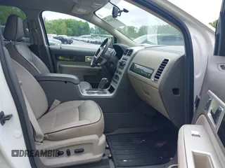 2010 Lincoln MKX z VIN 2LMDJ8JC5ABJ20172, wystawiony jako IAAI lot #42286389 z przebiegiem 162 405 mil mil oraz . Historia ofert i sprzedaży dostępna na DreamBid. Obrazek 5.