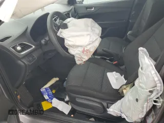 2022 Hyundai Accent SE z VIN 3KPC24A64NE189980, wystawiony jako Copart lot #56466595 z przebiegiem 72 607 mil mil oraz Nie do naprawy • Non repairable. Historia ofert i sprzedaży dostępna na DreamBid. Obrazek 7.