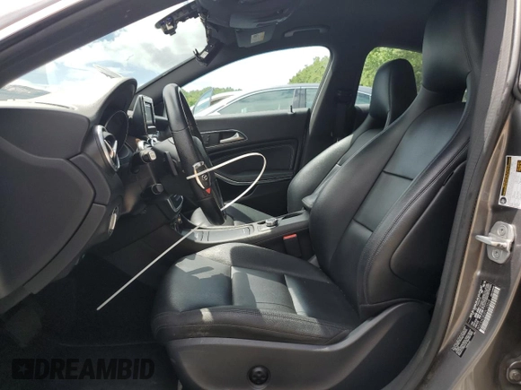 2014 Mercedes-Benz CLA 250 with VIN WDDSJ4GB2EN133508, listed as a Copart auction lot 63668225 with 131,010 mi miles and Clean title. Bid and sale history available at DreamBid. Image 7.
