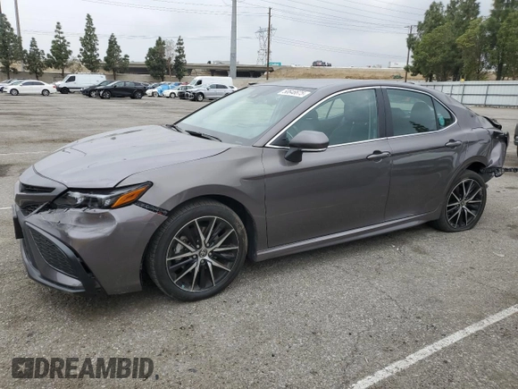 2023 Toyota Camry SE with VIN 4T1G11AK0PU095529, listed as a Copart auction lot 50646675 with 17,240 mi miles and Salvage Title. Bid and sale history available at carsss.com. Image 1.