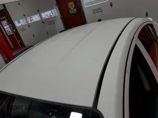 2017 Nissan Versa SV z VIN 3N1CN7AP8HL812361, wystawiony jako IAAI lot #42364190 z przebiegiem 25 584 mil mil oraz . Historia ofert i sprzedaży dostępna na DreamBid. Obrazek 1.