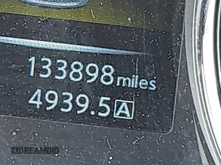 2015 Nissan Rogue SL z VIN 5N1AT2MVXFC797938, wystawiony jako IAAI lot #42129111 z przebiegiem 133 898 mil mil oraz . Historia ofert i sprzedaży dostępna na DreamBid. Obrazek 16.