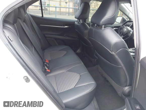 2020 Toyota Camry SE z VIN 4T1G11AKXLU917862, wystawiony jako IAAI lot #42057817 z przebiegiem 45 462 mil mil oraz . Historia ofert i sprzedaży dostępna na DreamBid. Obrazek 8.