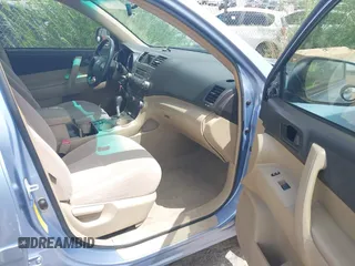 2008 Toyota Highlander with VIN JTEDS41A282064966, listed as a IAAI auction lot 42814001 with 110,443 mi miles and . Bid and sale history available at DreamBid. Image 5.