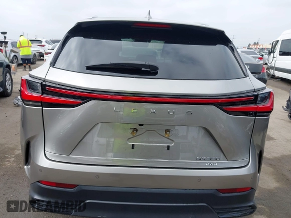2022 Lexus NX 350 Premium с VIN 2T2GGCEZ9NC008870, выставлен на аукционе IAAI как лот 42359185 с пробегом 20 000 миль миль и . История ставок и продаж доступна на DreamBid. Изображение 16.