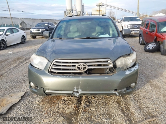 2010 Toyota Highlander SE with VIN 5TDJK3EH5AS031130, listed as a IAAI auction lot 41172229 with 186,511 mi miles. Bid and sale history available at carsss.com. Image 12.