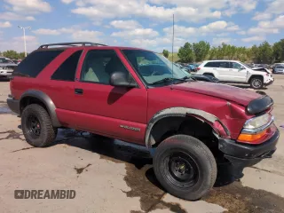 1998 Chevrolet Blazer LS with VIN 1GNCT18W5WK236585, listed as a Copart auction lot 62900435 with 123,272 mi miles and Salvage title. Bid and sale history available at DreamBid. Image 4.