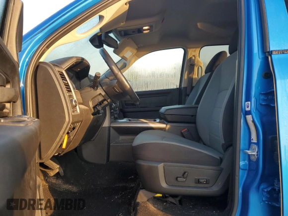 2023 Ram 1500 Tradesman z VIN 3C6RR7KG0PG581058, wystawiony jako Copart lot #72509044 z przebiegiem 31 524 mil mil oraz Szkoda całkowita • Salvage title. Historia ofert i sprzedaży dostępna na DreamBid. Obrazek 7.