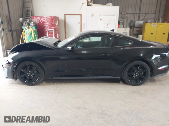 2020 Ford Mustang GT with VIN 1FA6P8CFXL5158685, listed as a IAAI auction lot 42276105 with 13,775 mi miles and . Bid and sale history available at DreamBid. Image 14.