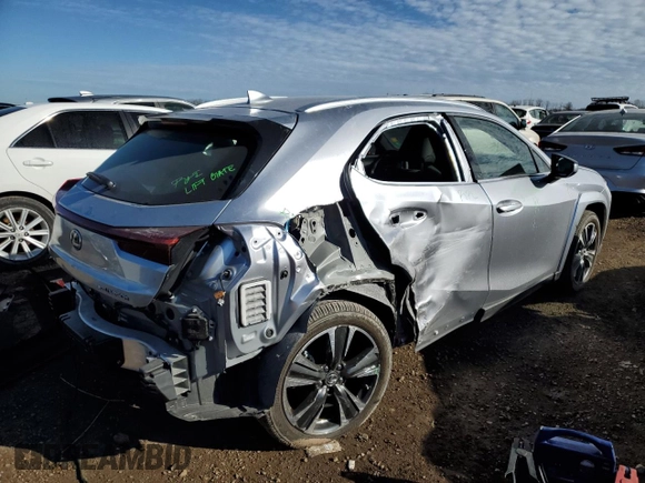 2024 Lexus UX 250h Premium with VIN JTHP9JBHXR2076614, listed as a Copart auction lot 88842545 with 3,105 mi miles and Salvage title. Bid and sale history available at DreamBid. Image 3.