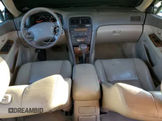1998 Lexus ES 300 Luxury Sport Sdn with VIN JT8BF28G6W5019411, listed as a Copart auction lot 77497114 with 167,288 mi miles and Salvage Title. Bid and sale history available at carsss.com. Image 8.