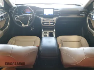 2022 Ford Explorer XLT with VIN 1FMSK7DHXNGC09512, listed as a Copart auction lot 53540175 with 32,614 mi miles and Salvage title. Bid and sale history available at DreamBid. Image 8.