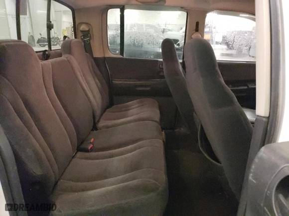 2004 Dodge Dakota Sport with VIN 1D7HG38NX4S635016, listed as a Copart auction lot 85332484 with 281,187 mi miles and Non Repairable. Bid and sale history available at carsss.com. Image 10.