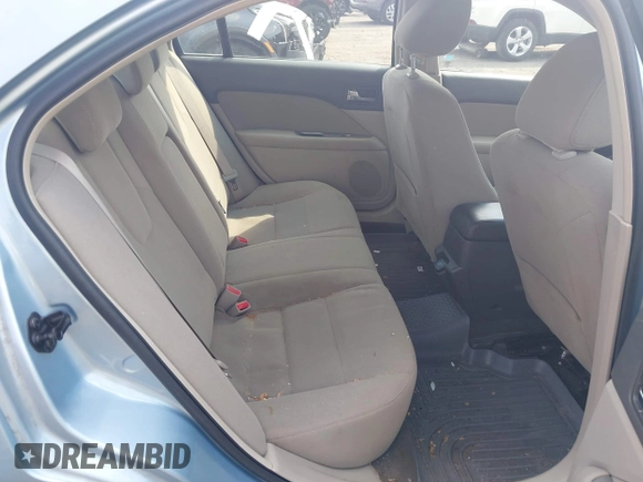 2010 Ford Fusion Hybrid z VIN 3FADP0L35AR279780, wystawiony jako IAAI lot #42480146 z przebiegiem 148 080 mil mil oraz . Historia ofert i sprzedaży dostępna na DreamBid. Obrazek 8.