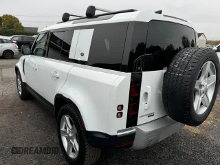 2020 Land Rover Defender SE z VIN SALEP7EU7L2018583, wystawiony jako Copart lot #76314014 z przebiegiem 80 810 mil mil oraz Czysty tytuł • Clean title. Historia ofert i sprzedaży dostępna na DreamBid. Obrazek 2.