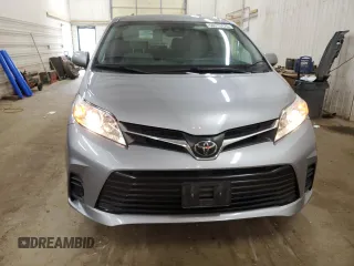 2018 Toyota Sienna LE Auto Access Seat with VIN 5TDKZ3DCXJS955049, listed as a Copart auction lot 56515175 with 75,293 mi miles and Salvage title. Bid and sale history available at DreamBid. Image 5.