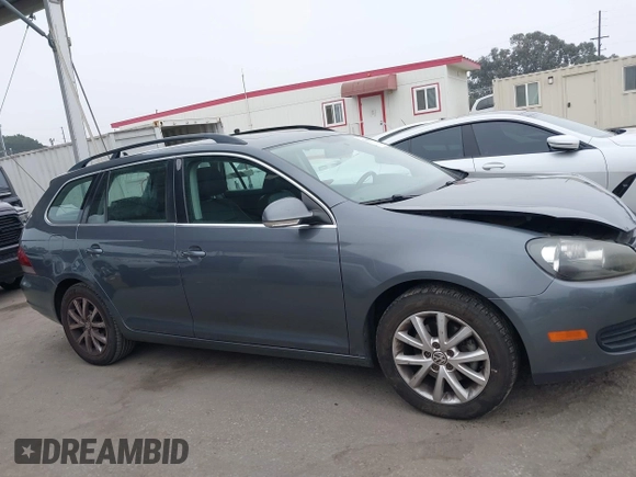 2010 Volkswagen Jetta с VIN 3VWTZ8AJ1AM641503, выставлен на аукционе IAAI как лот 42466090 с пробегом 83 804 миль миль и . История ставок и продаж доступна на DreamBid. Изображение 13.