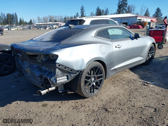 2019 Chevrolet Camaro 1LT with VIN 1G1FB1RS7K0112806, listed as a IAAI auction lot 41568392 with 57,652 mi miles. Bid and sale history available at carsss.com. Image 4.