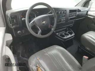 2008 Chevrolet Express Cargo Van with VIN 1GCGG25C581103901, listed as a Copart auction lot 47725165 with 162,358 mi miles and Clean Title. Bid and sale history available at carsss.com. Image 8.