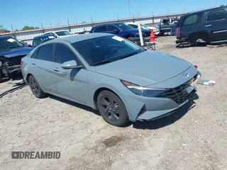 2022 Hyundai Elantra SEL z VIN KMHLM4AG5NU365970, wystawiony jako IAAI lot #42008183 z przebiegiem 62 332 mil mil oraz . Historia ofert i sprzedaży dostępna na DreamBid. Obrazek 1.