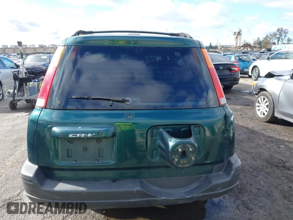 2001 Honda CR-V LX with VIN JHLRD28411S004985, listed as a IAAI auction lot 41735083 with 228,777 mi miles. Bid and sale history available at carsss.com. Image 16.