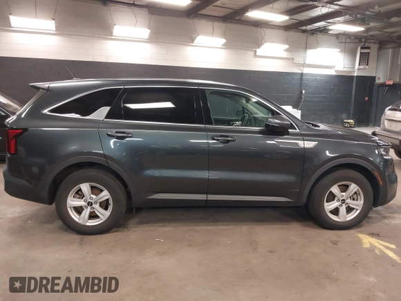 2022 Kia Sorento LX with VIN 5XYRG4LC5NG125979, listed as a IAAI auction lot 41790629 with 44,294 mi miles. Bid and sale history available at carsss.com. Image 14.