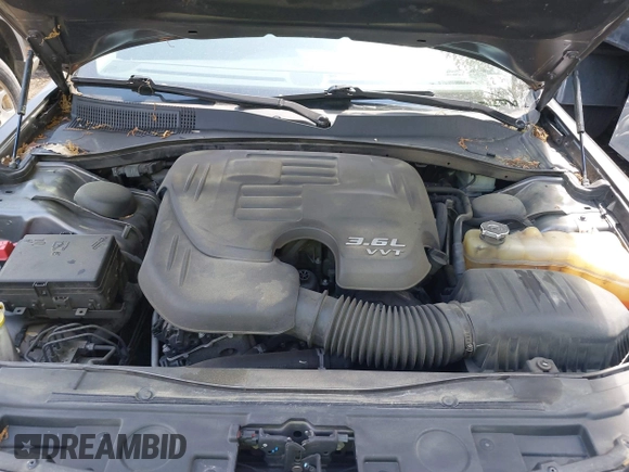 2017 Chrysler 300 C with VIN 2C3CCAEG2HH588009, listed as a IAAI auction lot 42035609 with 204,795 mi miles and . Bid and sale history available at DreamBid. Image 10.