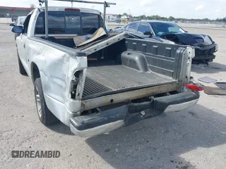 1997 Dodge Dakota with VIN 1B7FL26X7VS252440, listed as a IAAI auction lot 41572286 with Not Provided miles and . Bid and sale history available at carsss.com. Image 6.