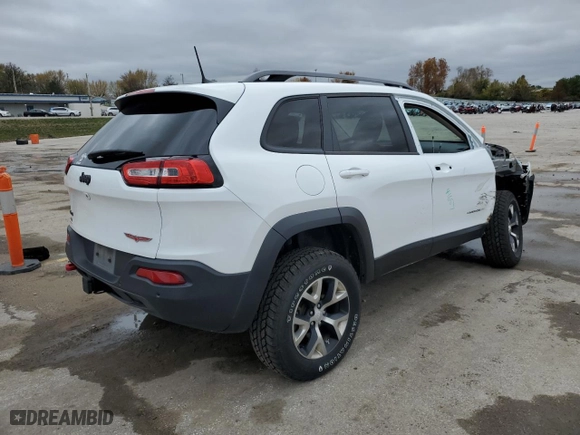 2018 Jeep Cherokee Trailhawk with VIN 1C4PJMBBXJD581700, listed as a Copart auction lot 80887084 with 101,109 mi miles and Salvage Title. Bid and sale history available at carsss.com. Image 3.