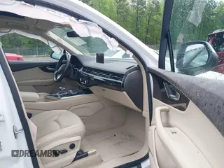 2019 Audi Q7 Premium Plus z VIN WA1LAAF71KD031123, wystawiony jako IAAI lot #41953574 z przebiegiem 48 999 mil mil oraz . Historia ofert i sprzedaży dostępna na DreamBid. Obrazek 5.