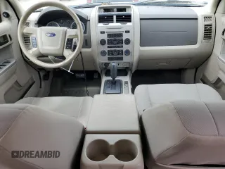 2012 Ford Escape XLT с VIN 1FMCU9DG7CKC03954, выставлен на аукционе Copart как лот 61026785 с пробегом 181 091 миль миль и Списание • Salvage title. История ставок и продаж доступна на DreamBid. Изображение 8.