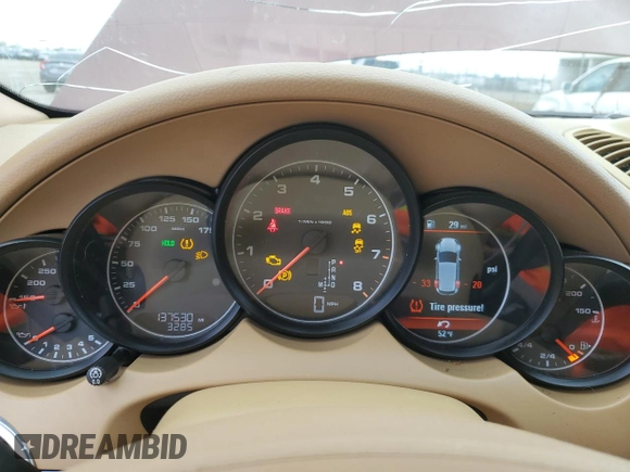 2012 Porsche Cayenne z VIN WP1AA2A21CLA06372, wystawiony jako Copart lot #49437725 z przebiegiem 137 530 mil mil oraz Szkoda całkowita • Salvage title. Historia ofert i sprzedaży dostępna na DreamBid. Obrazek 9.
