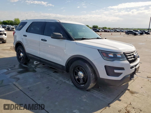 2018 Ford Police Interceptor Utility с VIN 1FM5K8AR0JGA72641, выставлен на аукционе Copart как лот 54064545 с пробегом 104 638 миль миль и Списание • Salvage title. История ставок и продаж доступна на DreamBid. Изображение 4.