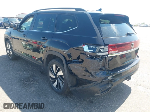 2025 Volkswagen Atlas SE with VIN 1V2HR2CA3SC507564, listed as a IAAI auction lot 42720794 with 13,257 mi miles and . Bid and sale history available at DreamBid. Image 3.