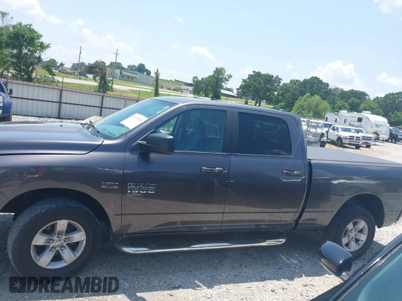 2019 Ram 1500 Big Horn z VIN 1C6RR7TT4KS516856, wystawiony jako IAAI lot #42479156 z przebiegiem 140 579 mil mil oraz . Historia ofert i sprzedaży dostępna na DreamBid. Obrazek 14.
