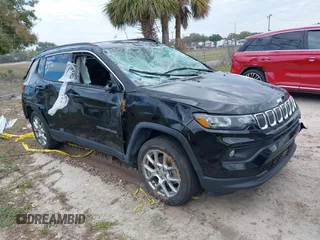 2022 Jeep Compass Latitude Lux с VIN 3C4NJDFB1NT118412, выставлен на аукционе IAAI как лот 41115850 с пробегом Не указан миль и . История ставок и продаж доступна на DreamBid. Изображение 1.