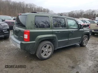 2008 Jeep Patriot Limited with VIN 1J8FT48W28D623151, listed as a Copart auction lot 44363375 with 218,930 mi miles and Salvage Title. Bid and sale history available at DreamBid. Image 3.