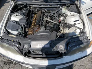 2005 BMW 3 Series 325xi with VIN WBAEU33415PR18586, listed as a Copart auction lot 55033504 with 149,866 mi miles and Salvage Title. Bid and sale history available at carsss.com. Image 11.