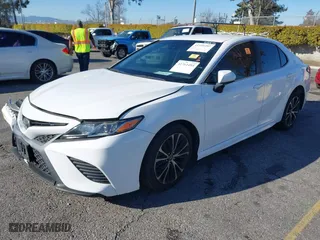 2018 Toyota Camry LE with VIN 4T1B11HKXJU140631, listed as a IAAI auction lot 41761493 with 68,298 mi miles. Bid and sale history available at carsss.com. Image 17.