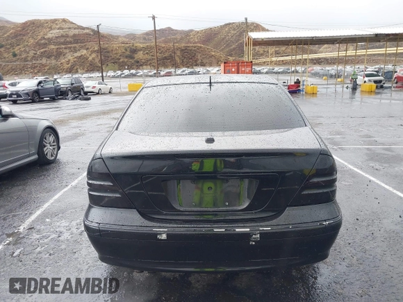 2005 Mercedes-Benz C 240 with VIN WDBRF61J25A790966, listed as a IAAI auction lot 41506319 with 190,131 mi miles and . Bid and sale history available at DreamBid. Image 16.