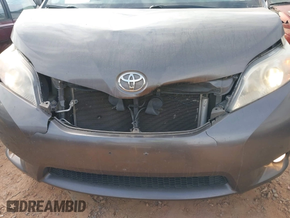 2013 Toyota Sienna XLE with VIN 5TDDK3DC6DS054942, listed as a IAAI auction lot 41172005 with 202,675 mi miles and . Bid and sale history available at DreamBid. Image 6.