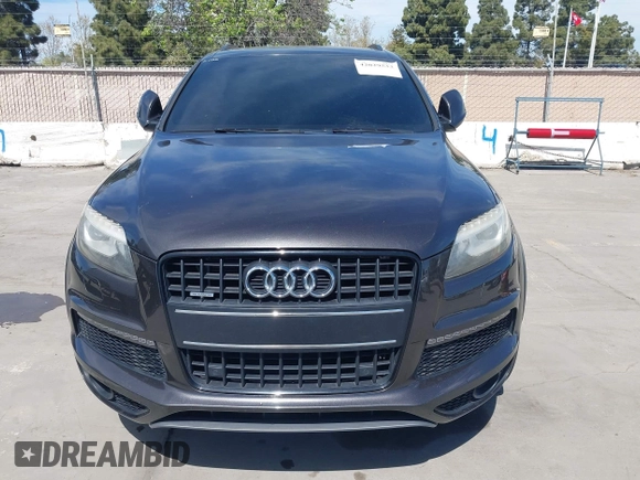 2012 Audi Q7 3.0T S line with VIN WA1DGAFEXCD009172, listed as a IAAI auction lot 42029533 with 105,815 mi miles. Bid and sale history available at carsss.com. Image 6.