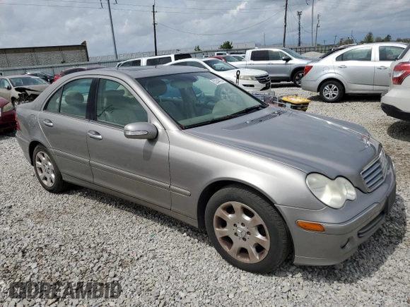 2006 Mercedes-Benz C 280 Luxury with VIN WDBRF92HX6F772006, listed as a Copart auction lot 52244315 with 153,288 mi miles and Clean Title. Bid and sale history available at DreamBid. Image 4.