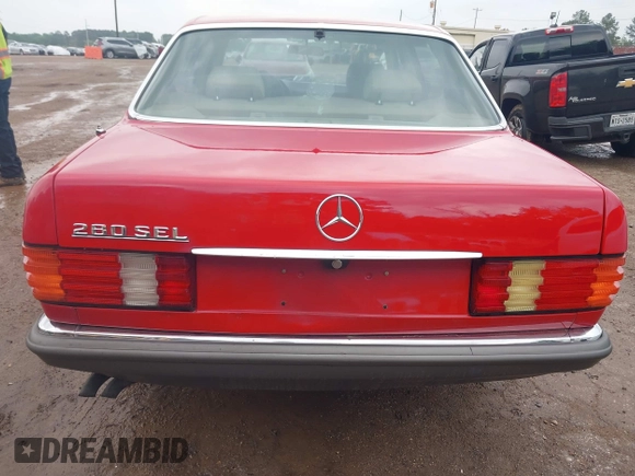 1985 Mercedes-Benz 300 with VIN WDB1260231A167225, listed as a IAAI auction lot 41955501 with 116,143 mi miles and . Bid and sale history available at DreamBid. Image 6.