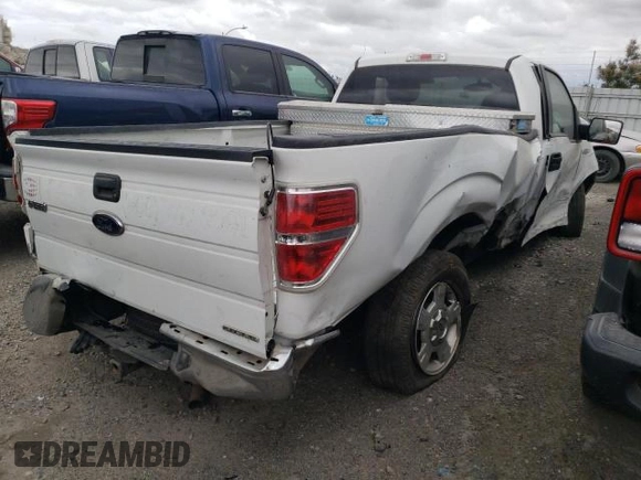 2014 Ford F-150 XL with VIN 1FTMF1CM6EKD18186, listed as a Copart auction lot 61615745 with Not provided miles and Salvage title. Bid and sale history available at DreamBid. Image 3.
