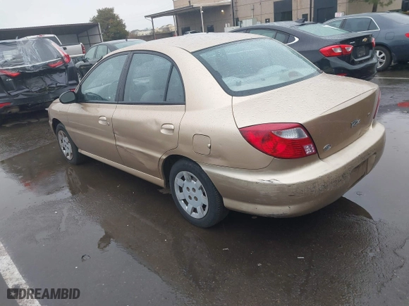 2002 Kia Rio with VIN KNADC123626192611, listed as a IAAI auction lot 41765104 with 62,387 mi miles. Bid and sale history available at carsss.com. Image 3.