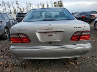 2000 Mercedes-Benz E-Class AWD with VIN WDBJF82J7YX030072, listed as a Copart auction lot 75737594 with 0 mi miles and Clean Title. Bid and sale history available at carsss.com. Image 6.