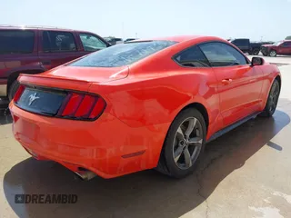 2015 Ford Mustang V6 z VIN 1FA6P8AM7F5329737, wystawiony jako IAAI lot #42761829 z przebiegiem 125 495 mil mil oraz . Historia ofert i sprzedaży dostępna na DreamBid. Obrazek 4.