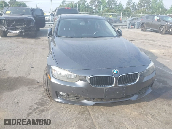 2013 BMW 3 Series 328i xDrive with VIN WBA3B3C53DJ810249, listed as a IAAI auction lot 42099473 with 125,255 mi miles. Bid and sale history available at carsss.com. Image 6.